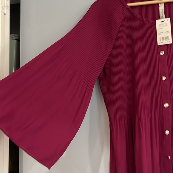 NY collection pleated top NWT - Picture 3 of 4